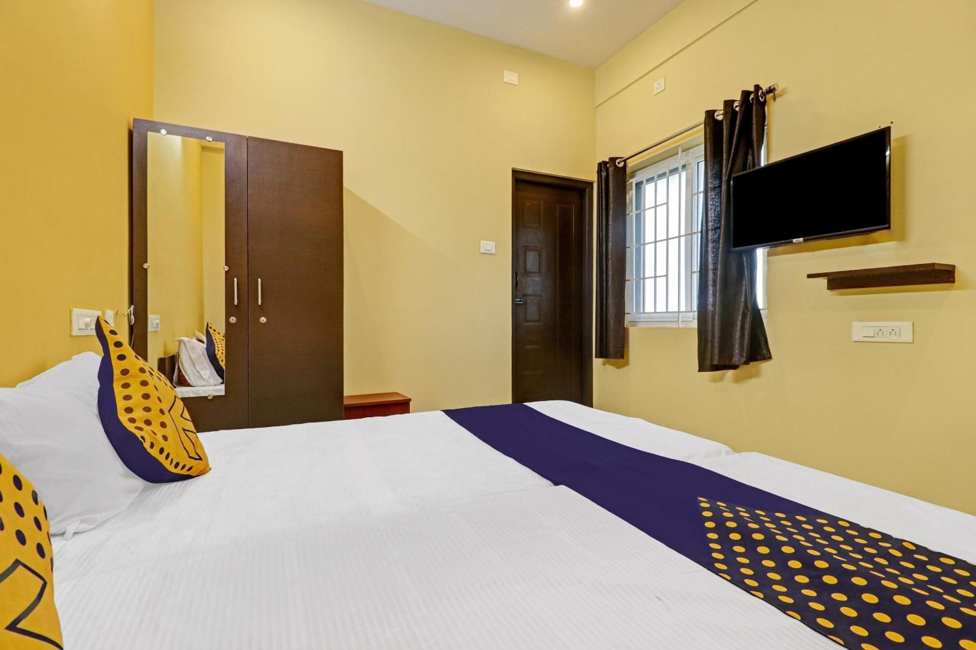 SPOT ON COM327 Kayal Residency Otel Coimbatore Dış mekan fotoğraf