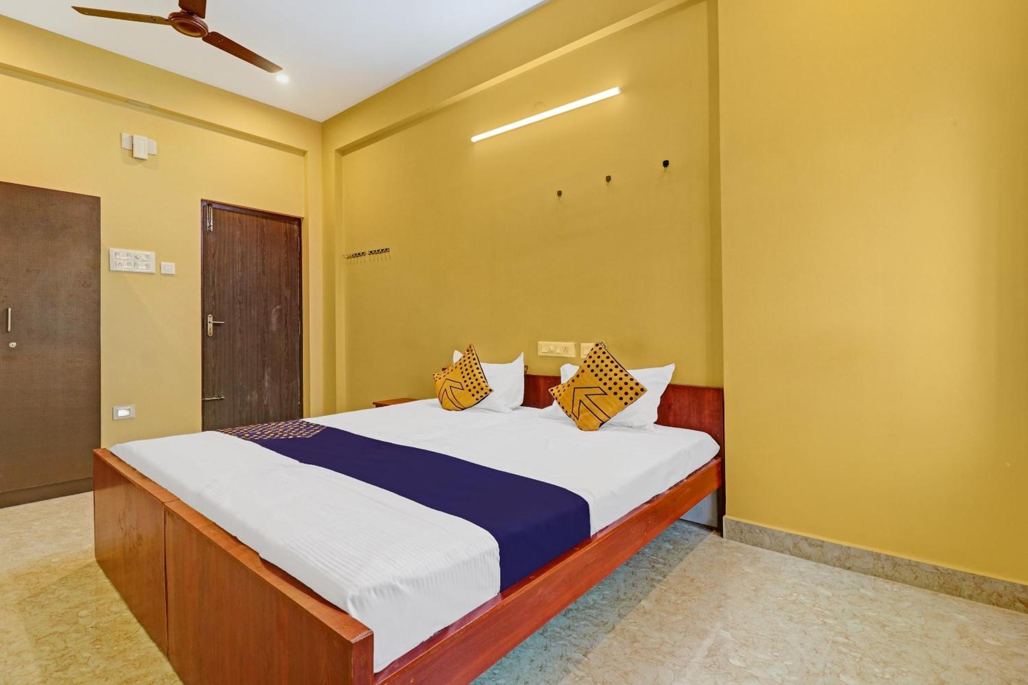 SPOT ON COM327 Kayal Residency Otel Coimbatore Dış mekan fotoğraf