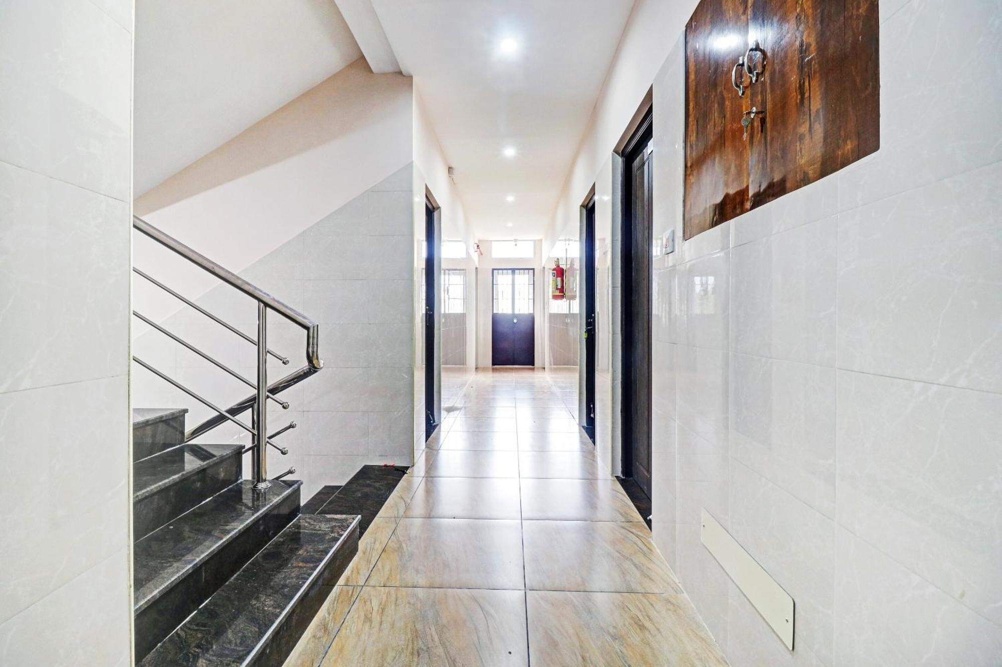 SPOT ON COM327 Kayal Residency Otel Coimbatore Dış mekan fotoğraf
