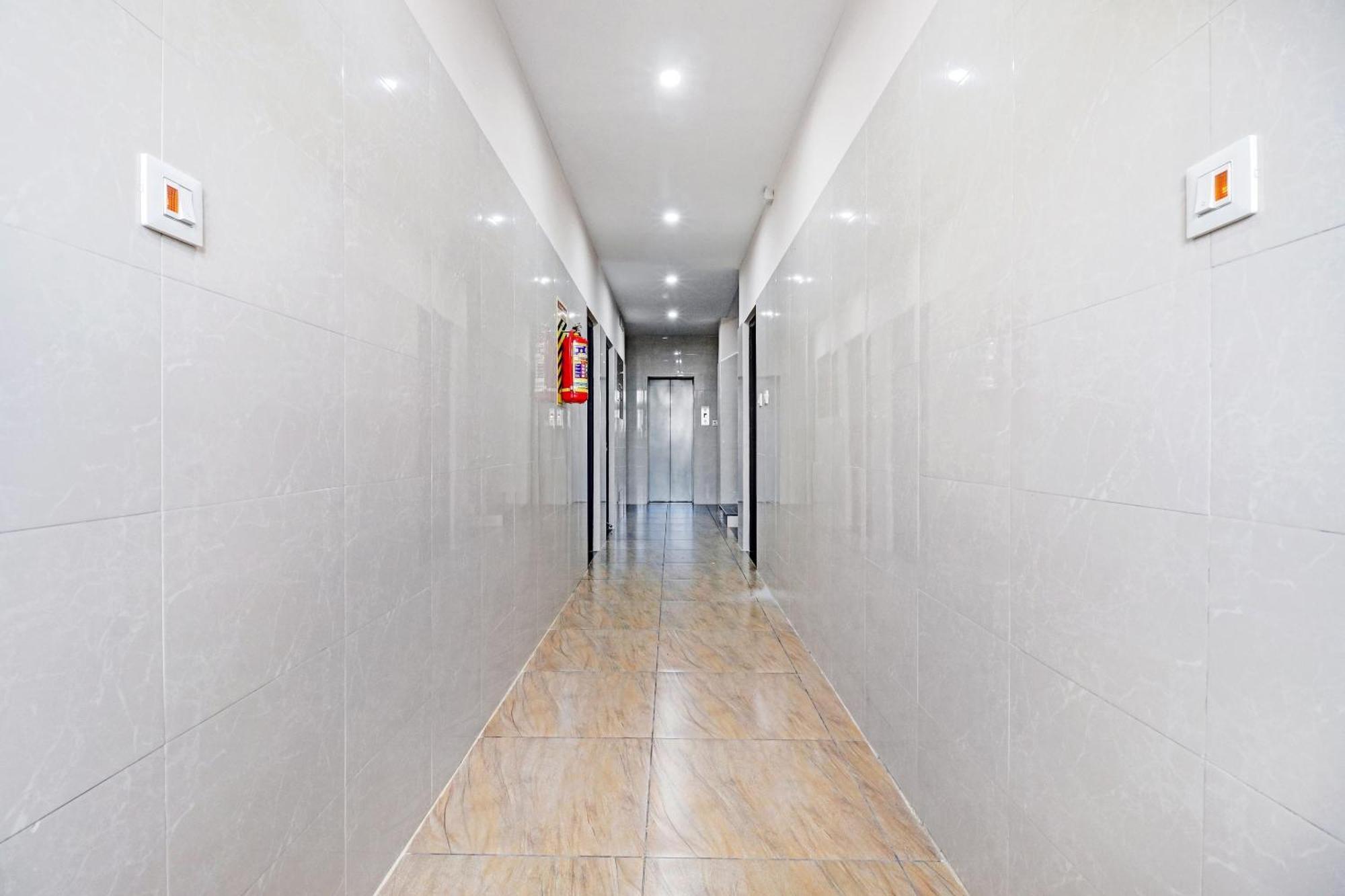 SPOT ON COM327 Kayal Residency Otel Coimbatore Dış mekan fotoğraf